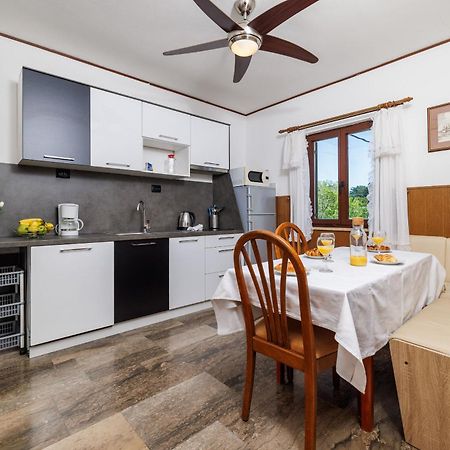 Poljice Apartment Petar מראה חיצוני תמונה